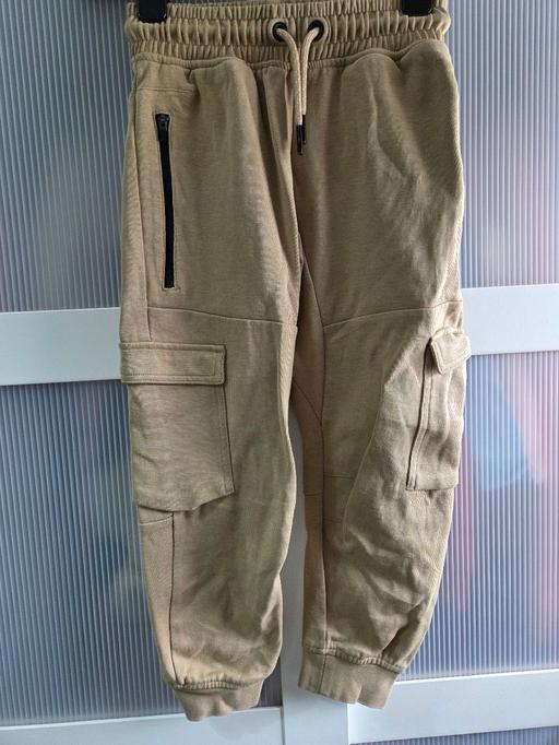  — Age 7 NEXT beige joggers
