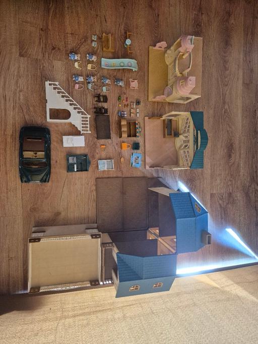  — Sylvanian Families Bundle