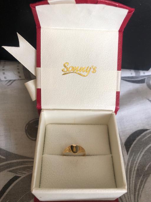  — 9ct gold signet child’s /babies ring new