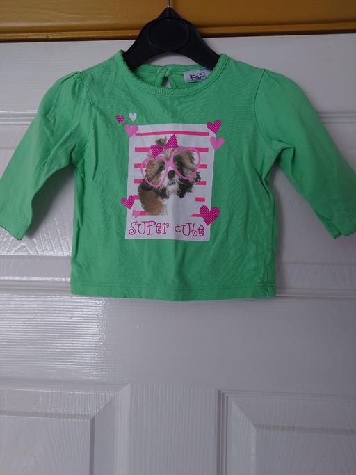  — Baby girls green top size up to 3 months