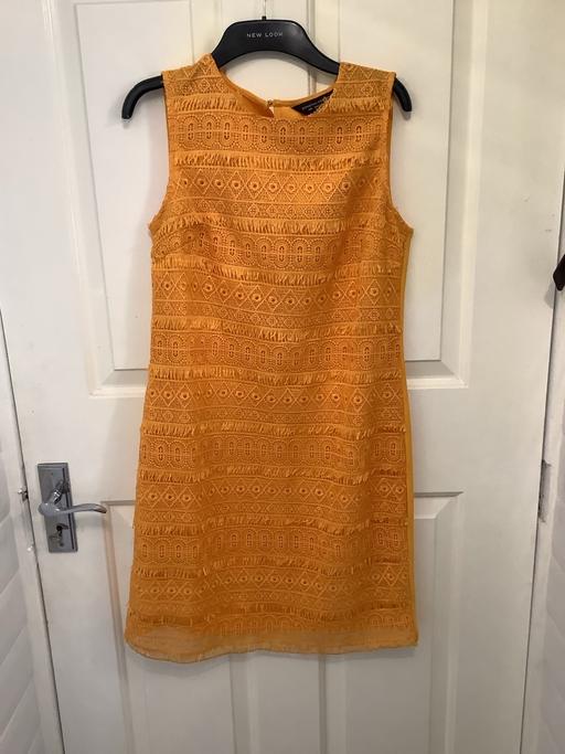  — Lace dress