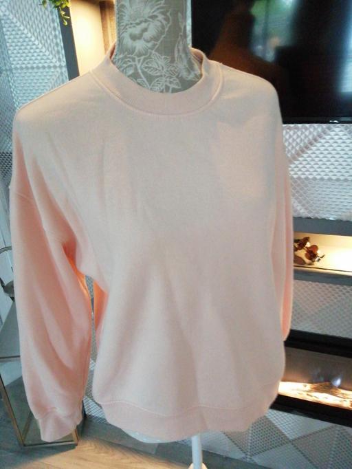  — ladies size *M*