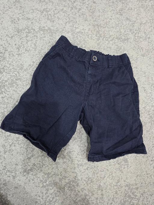  — Age 5-6 NEXT navy chino shorts