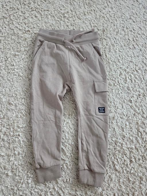  — Age 2-3 NEXT beige joggers