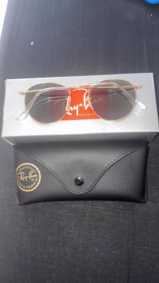  — RayBan Gold Round Sunglasses (RB3447) £60