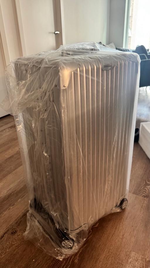  — Brand New 30”  Suitcase Silver, RIMOWA style 