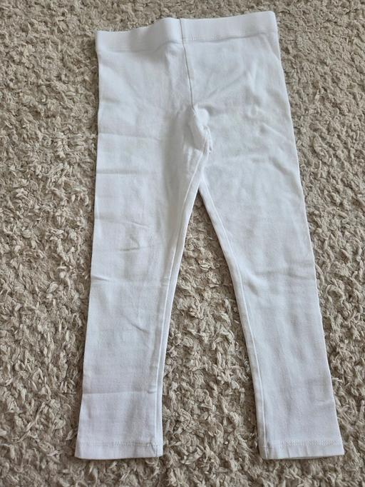  — Age 3-4 white leggings