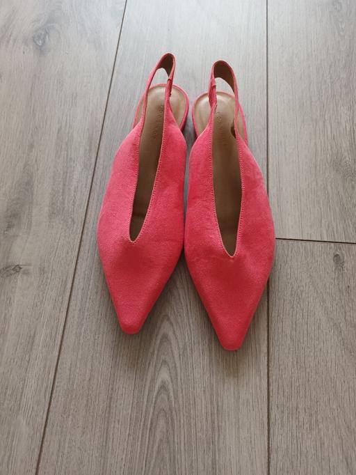  — BRAND NEW SHOES