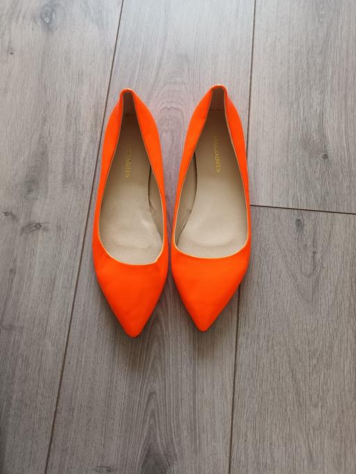  — BRAND NEW SHOES