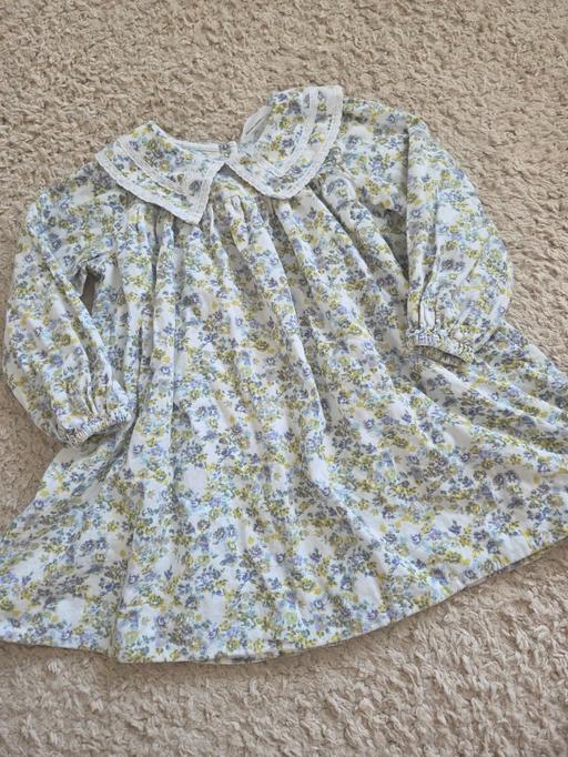  — Age 4-5 M&S dress