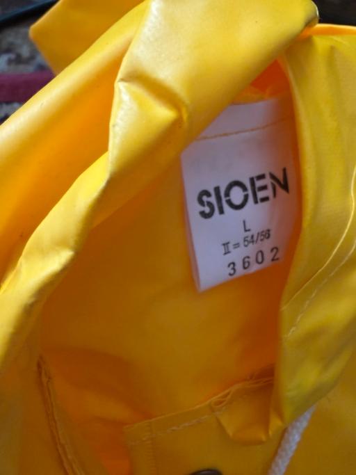  — Professional grade waterproofing rainsuit
