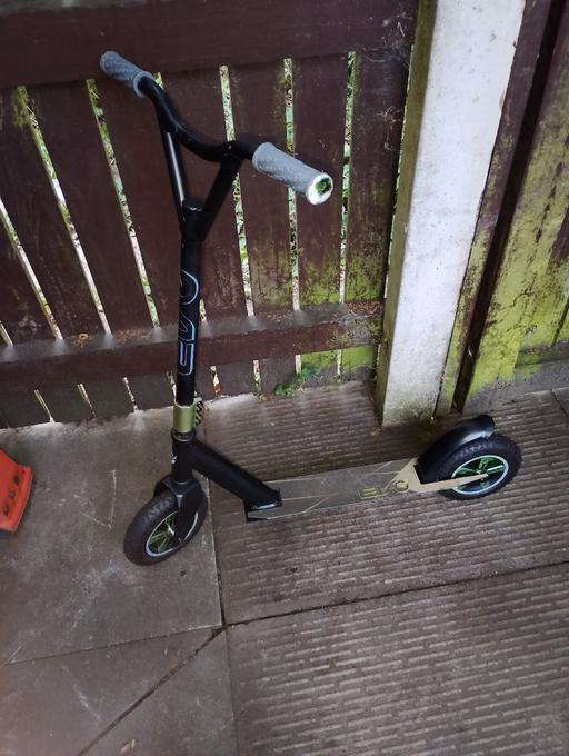  — EVO STUNT SCOOTER