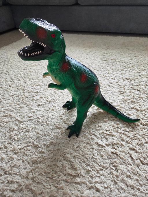  — Large dinosaur toy