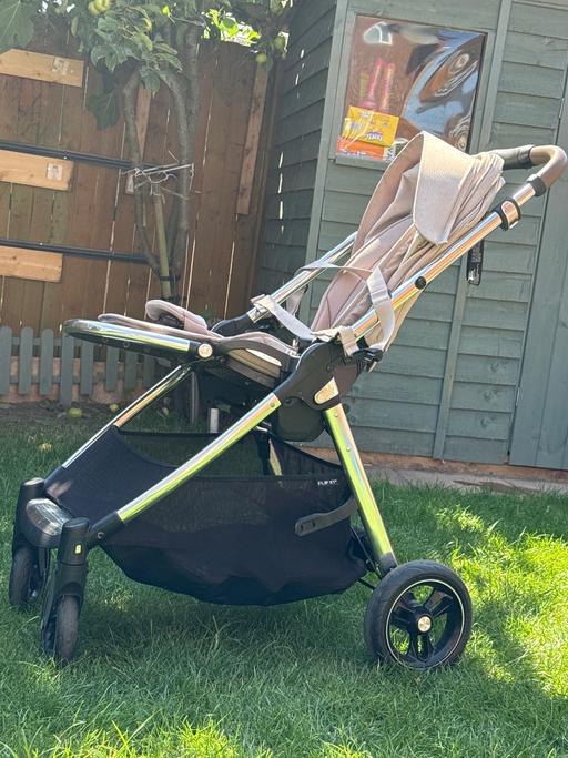  — Mama and Papa buggies good condition