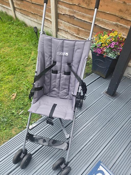  — cuggl lightweight travel buggy.