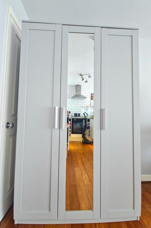  — Grey Flynn Triple Wardrobe