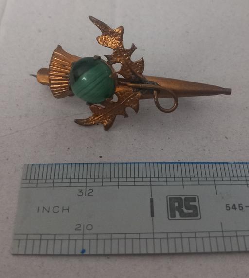  — Vintage mizpah agate thistle brooch