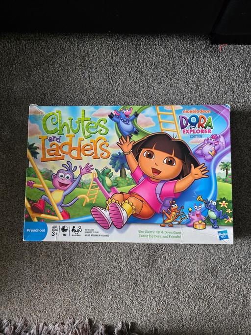  — Dora Explorer Chutes & Ladders game