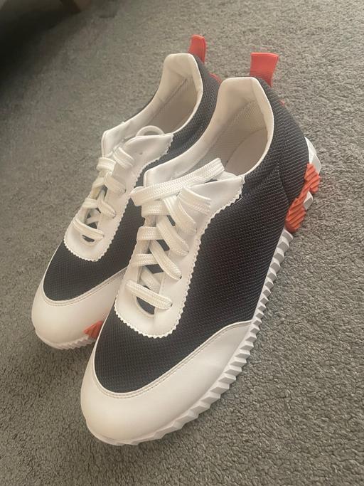  — Men Hermes Trainers