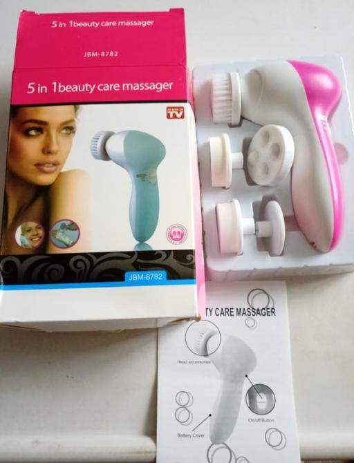 — Beautyskin massager )