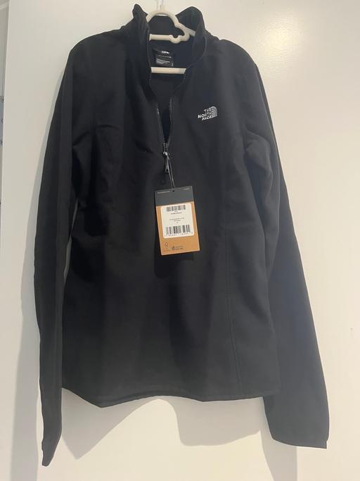 — Small the north face ladies quarter zip