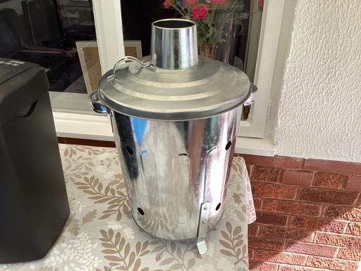  — Small garden incinerator