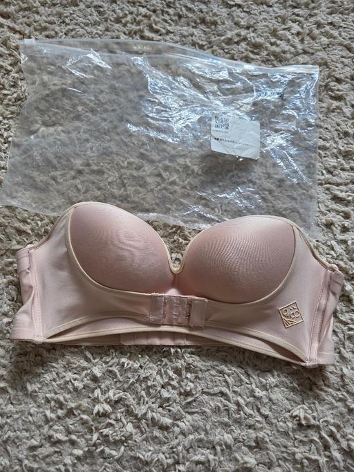  — 🌟NEW🌟 36 A/B strapless bra