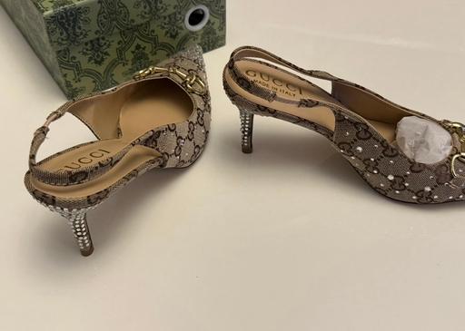  — Gucci women’s heels