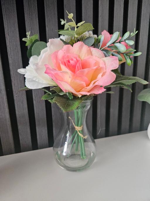  — flower in vase