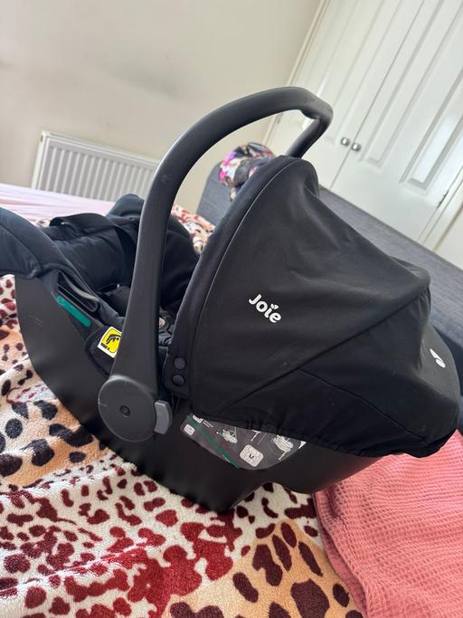  — Joie newborn car seat