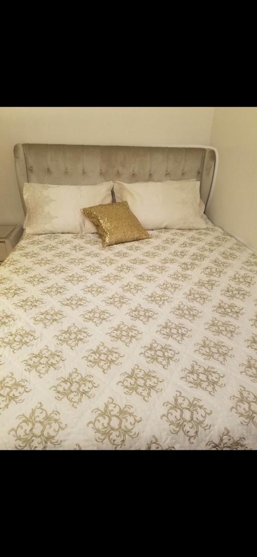  — BED + MATTRESS RRP £1600 + NIGHTSTAND