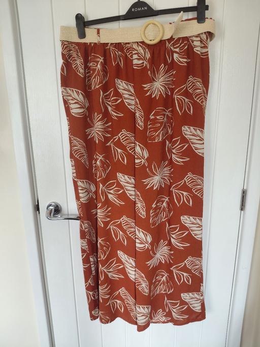  — Ladies Trousers