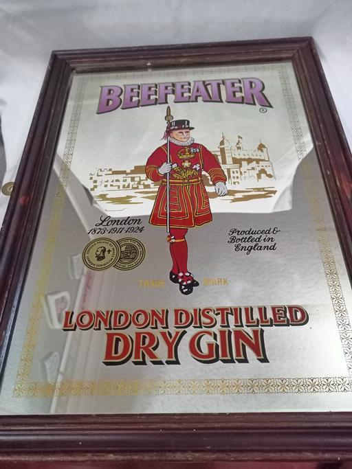  — VINTAGE BEEFEATER LONDON DRY GIN MIRROR.