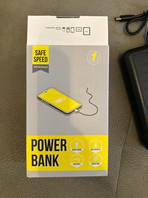  — Solar power bank