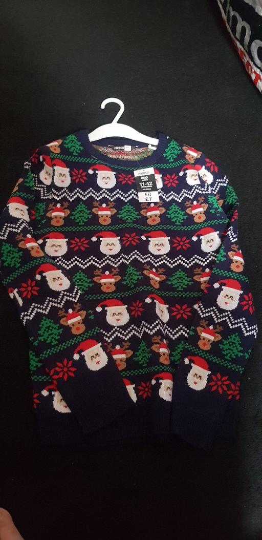  — boy jumper age 11 to 12 years new