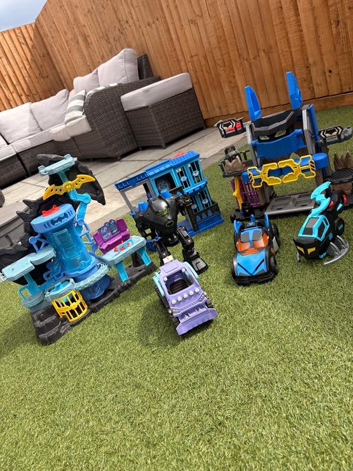  — Imaginext DC Super Friends Batman Bundle