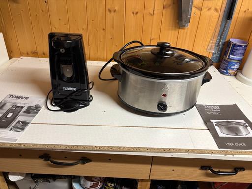  — Tower slow cooker and Tin opener
