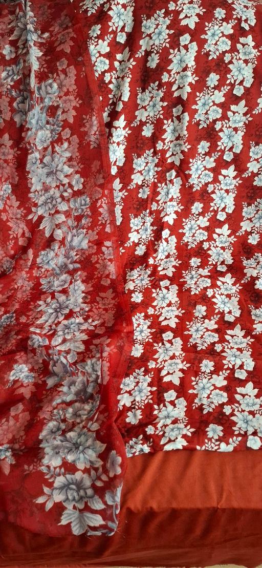  — Unstitched printed suit
