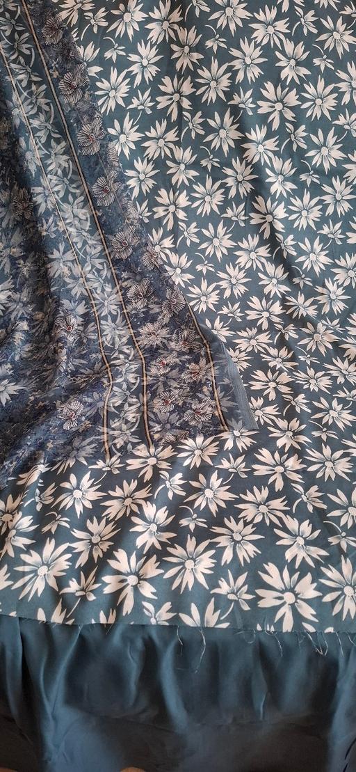  — Unstitched printed suit