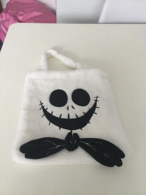  — Halloween bag