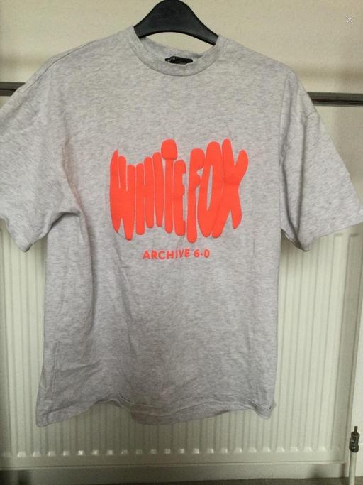  — White Fox tee shirt size XS