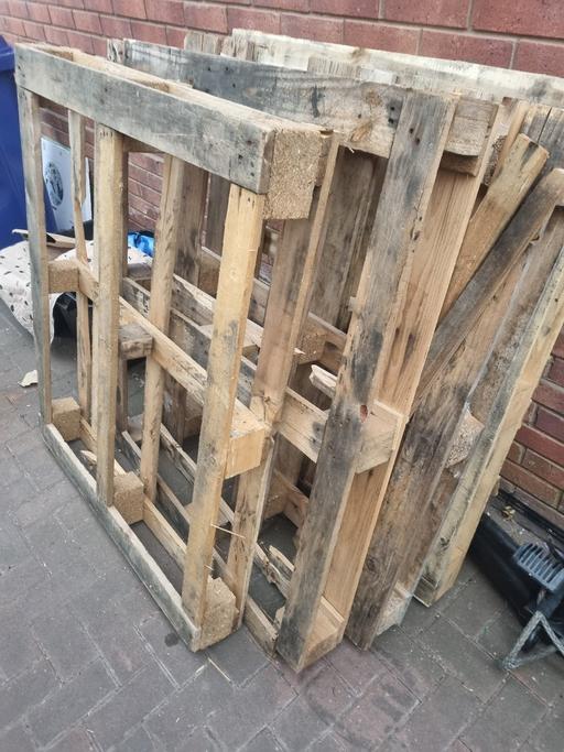  — firewood / pallets