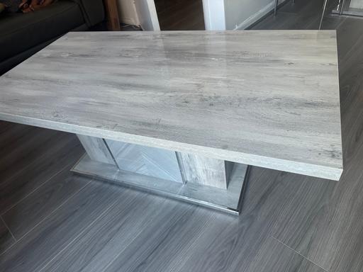  — Heavy marble effect gloss coffee table