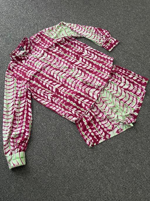  — Boohoo women’s shirt & shorts set size 14