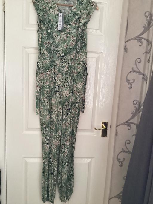  — Jump suit