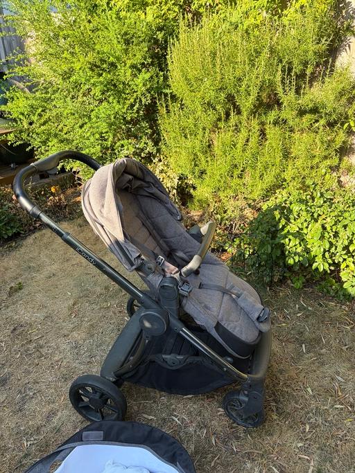  — Icandy Peach Buggy & Bassinet