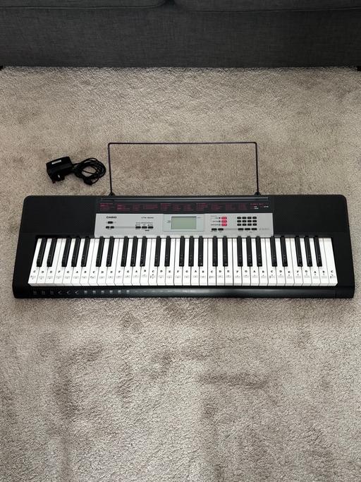  — Casio 61 key electric keyboard - CTK-1500