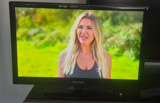  — 19" Samsung Led TV and Monitor