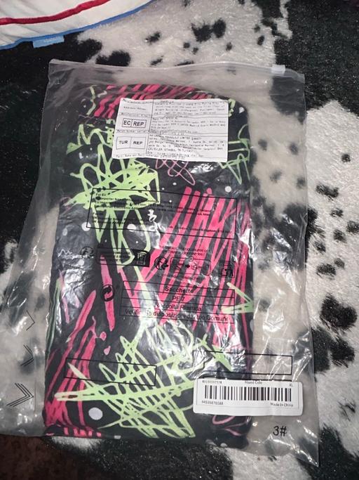  — Ladies pattered print leggings size XL