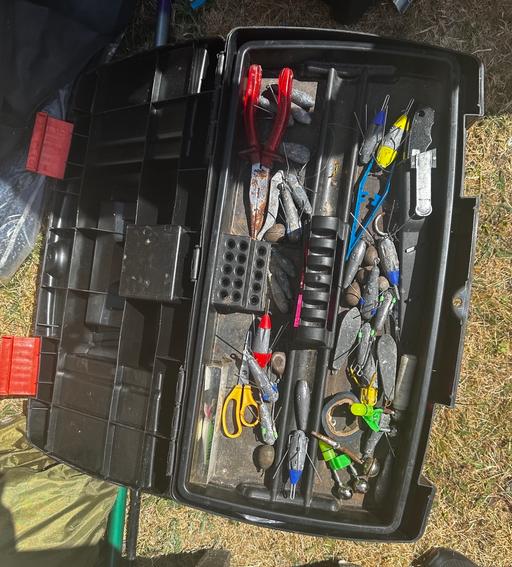  — Fishing rods with accessories